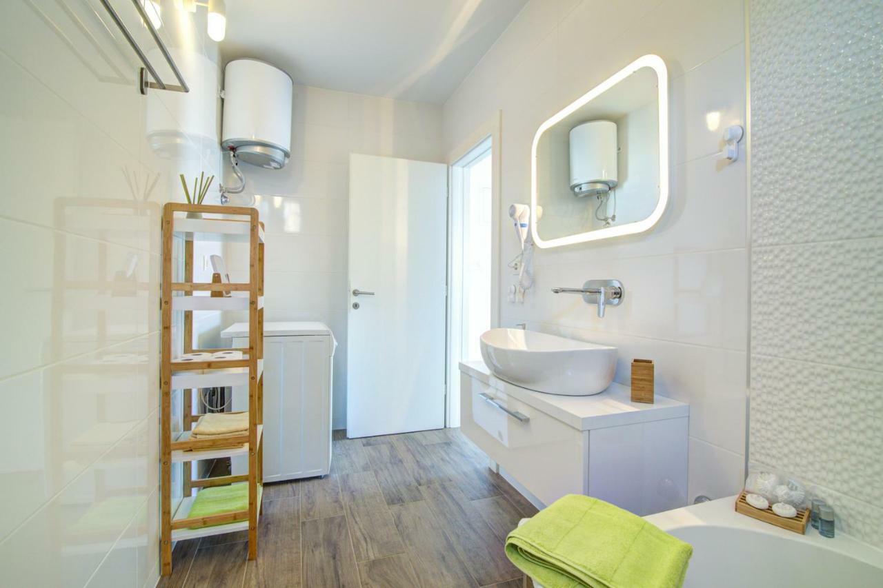 Apartment Segnia Senj  Bagian luar foto