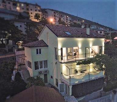 Apartment Segnia Senj  Bagian luar foto